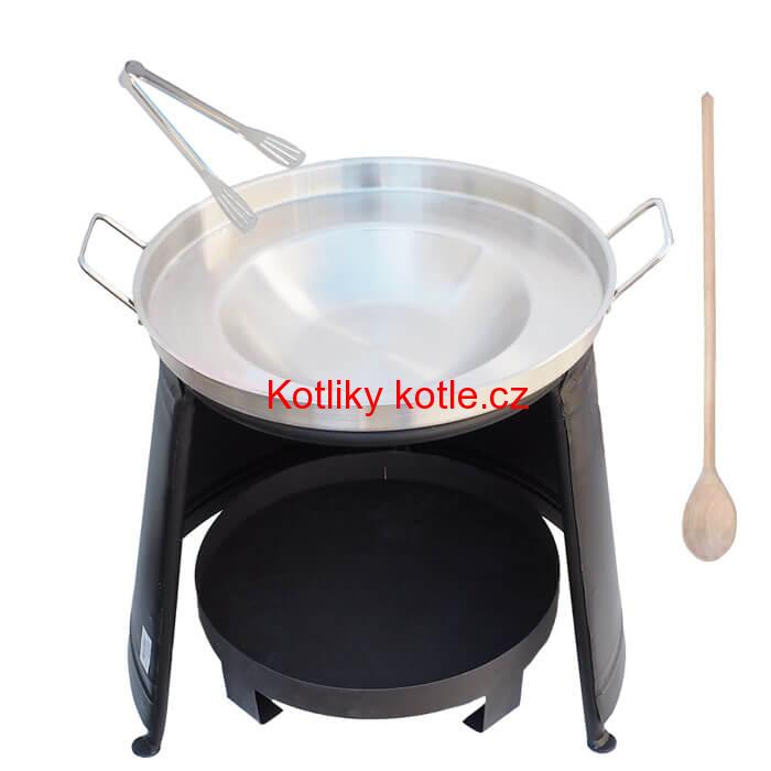 Nerezová pánev + chránič plamene a ohniště