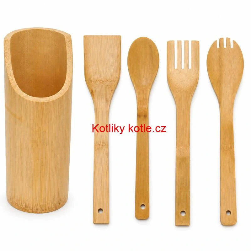 Dřevěná kuchyňská souprava se stojanem – 5 dílů