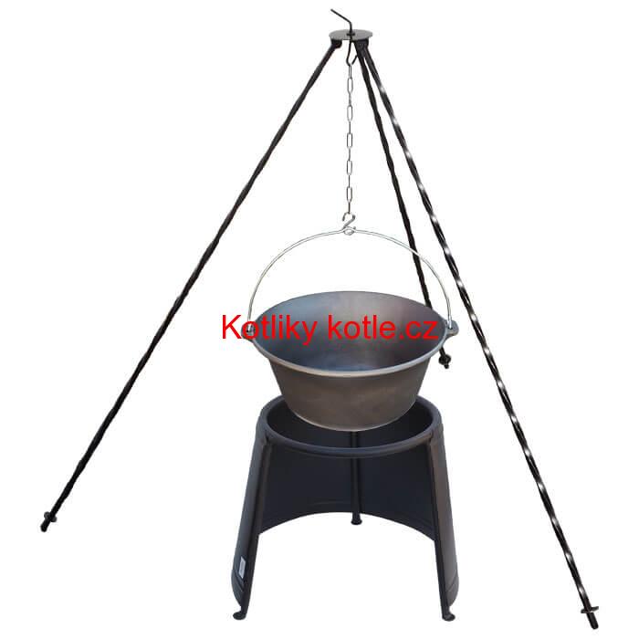 Litinový kotlík 10,8 L + chránič plamene 37 cm + trojnožka 1,2 m