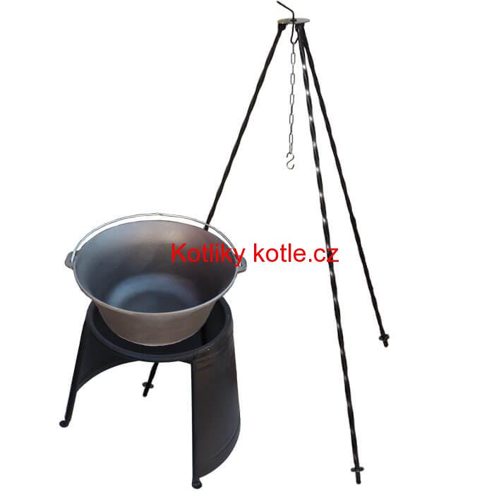 Litinový kotlík 10,8 L + chránič plamene 37 cm + trojnožka 1,2 m