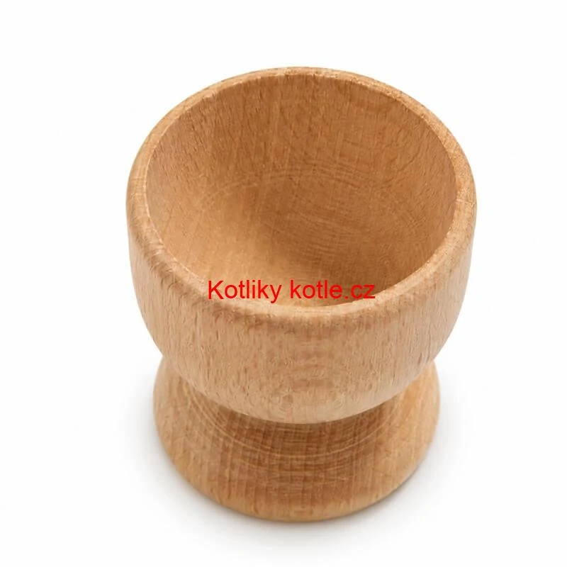 Dřevěný stojánek na vajíčko 5 × 5 cm