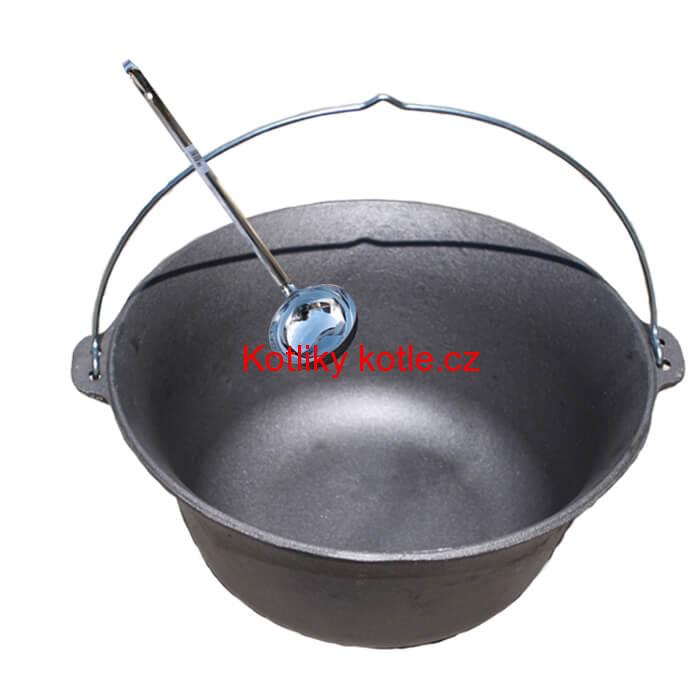 Litinový kotlík 10,8 L + nerezová naběračka